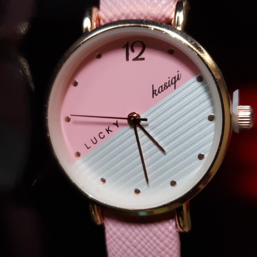 Lucky kasigi light pink leather wrist watch New. - Picture 3 of 7